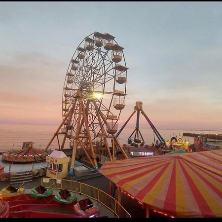 Sea Front Apartment With Massage Shower Netflix Great Location Bridlington Buitenkant foto