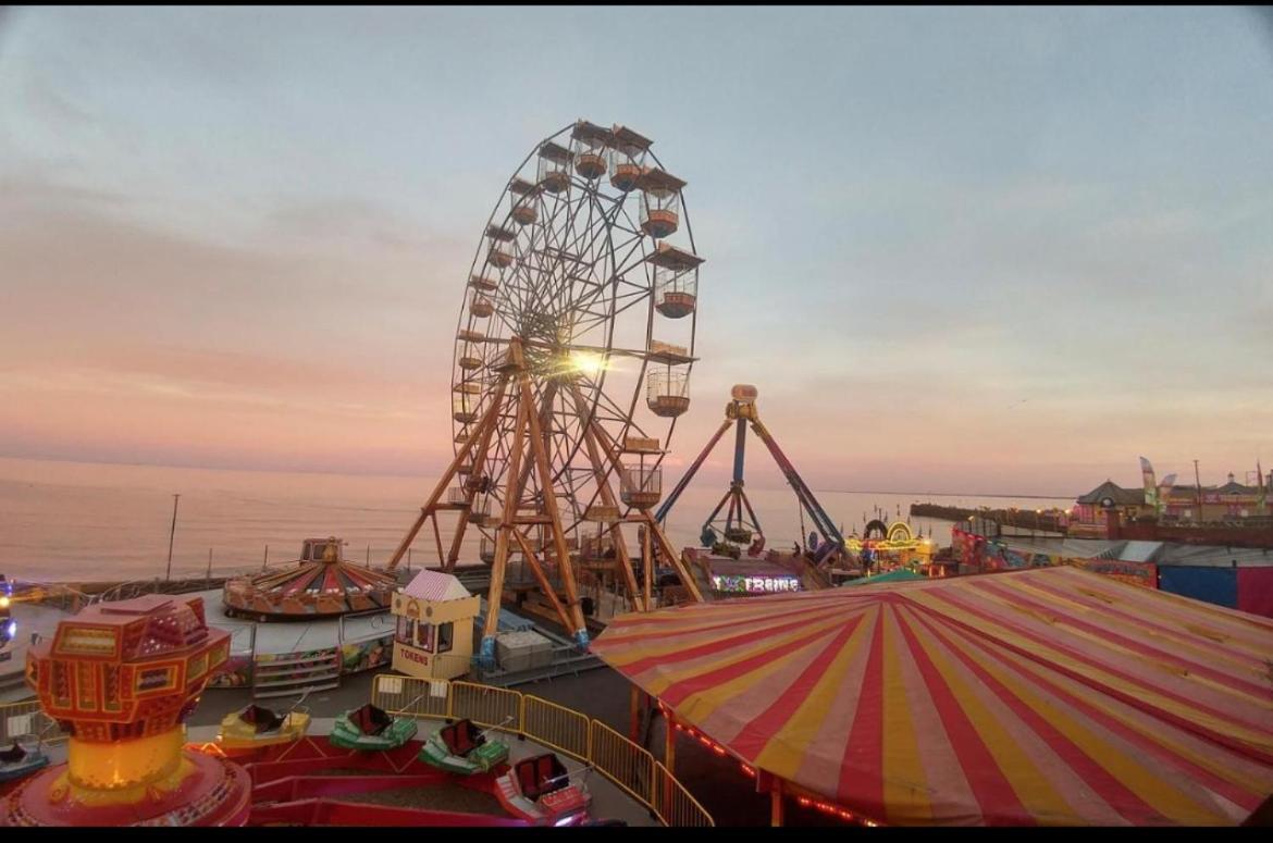 Sea Front Apartment With Massage Shower Netflix Great Location Bridlington Buitenkant foto